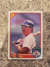 1990 Score #704 Wade Boggs Boston Red Sox Baseball Card 