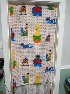 Panel Cortinas ABC Vintage SESAME STREET Muppets 32 x 60 Foto 1 de 4