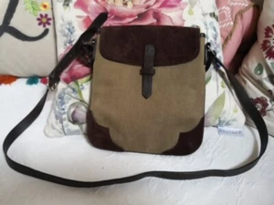 Sportlich elegante Damentasche CHI CHI FAN Flap Bag Top - Bild 1 von 6