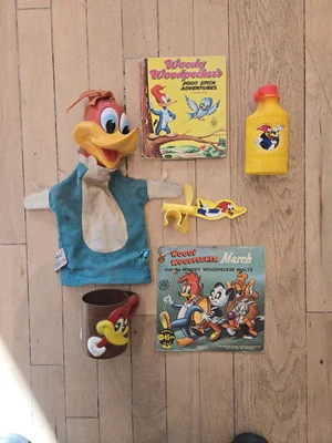 Vtg Woody Woodpecker Toy Lot Mattel Puppet Hardee's Bottle Record Book R & R Cup - Image 1 of 4