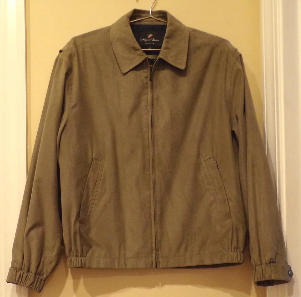 МУЖСКАЯ ЛЕГКАЯ КУРТКА ~ СРЕДНИЙ ~ - Изображение 1 из 1