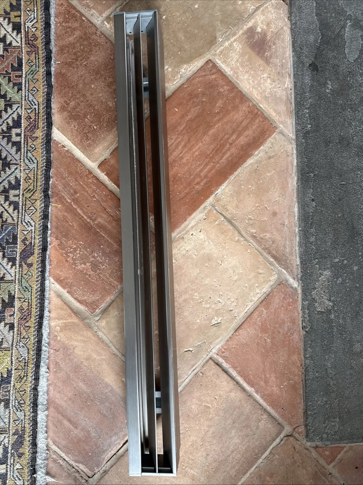 Viking 36 英寸格栅,LOUVER UPPER AF 不锈钢左铰链 PM910418 — 第 1/4 张图片