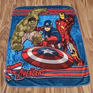 Manta polar Marvel Avengers Hulk Capitán América Iron Man 56" X 47" - Imagen 1 de 5