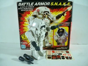 K24i0076 SNAKE BATTLE ARMOR W/ BOX & DECALS 100% COMPLETE 1983 GI JOE VINTAGE - Picture 1 of 18