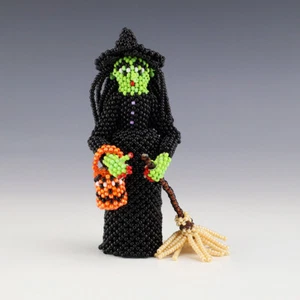 BRUJA NATIVA AMERICANA ZUNI CON CUENTAS DE LORENA LAAHTY - Imagen 1 de 8