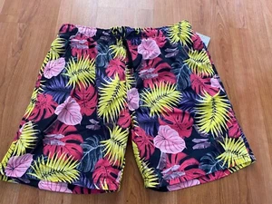 HAWAIIAN FLORAL MENS SWIMMING SHORTS..BRAND NEW..SIZES LARGE OR X LARGE.. - Picture 1 of 4