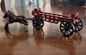 Vintage 1930s Cast Iron Horse Drawn Fire Wagon - 2 Pieces That Connect. RARE - Picture 1 of 7