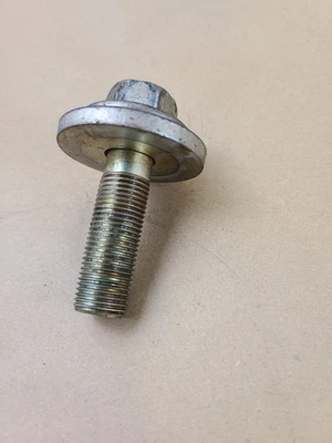 OEM 2010 - 2017 Toyota 4runner 4.0L V6 Engine Crank Pulley Bolt - Image 1 of 4