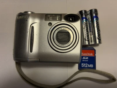 Nikon Coolpix 4600 4.0 Megapixel Digital Camera w/ SD Card 3x Zoom  - Image 1 of 3