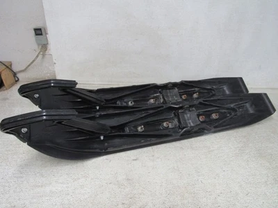 18 ARCTIC CAT M8000 M 800 SKIS STOCK MOUNTAIN BLACK HOOPS STOCK OEM #1015 Foto 1 de 4