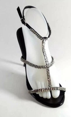 Sandalia F21 negra charol/estrás con tiras de tacón alto, correa abierta al tobillo talla 8, NUEVA Foto 1 de 4