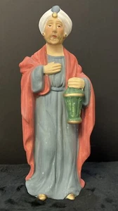 Vintage Homco  7 1/2” tall  Porcelain Christmas Nativity Wiseman  w gift  #5207 - Picture 1 of 3