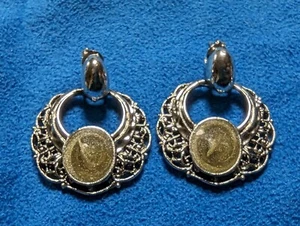 Vintage Earrings - Picture 1 of 2
