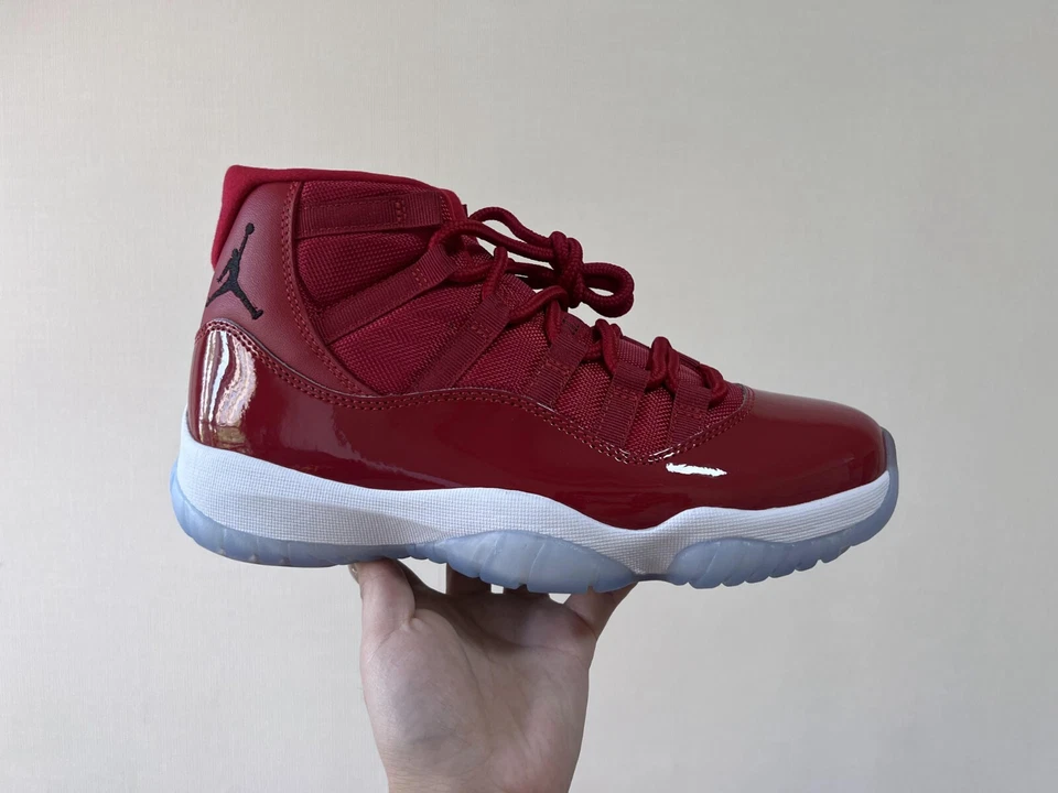 Air Jordan 11 Retro 'Win Like '96' 378037-623 Foto 1 de 4