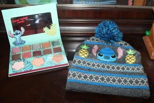 Disney Lilo & Stitch Hot Topic Aloha Lidschattenpalette und Bommelmütze - Neu! - Bild 1 von 6