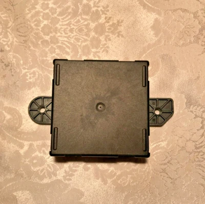 2011-2014 Chrysler 300 Dodge Charger Ram Mopar OEM Left Door Module 68155771AC - Imagem 1 de 3