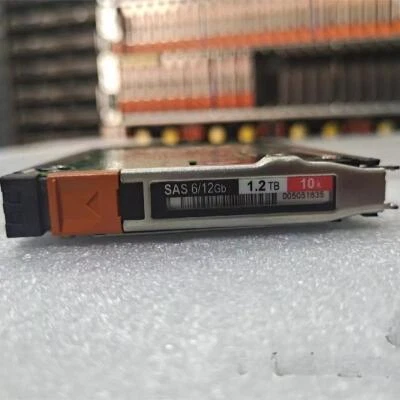 EMC UNITY 005051635 005051632 1.2TB 10K 12GBps 2.5" SAS HDD 005053141 Hard Disk - Image 1 of 4