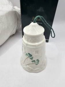 Belleek Shamrock Leuchtturm Glocke 3,5" Dunore Irland 12th Edition - Bild 1 von 7