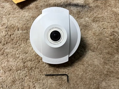 Pelco EVO-05NMD "360 Degree Outdoor Indoor Ceiling Surface Mount 5 MP IP Camera - Image 1 of 3