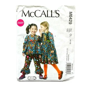 Vestido y pantalón McCall’s con patrón de costura M6429 para niños tallas 6-8 sin cortar - Imagen 1 de 4