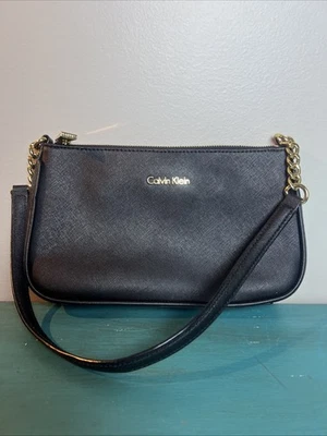 Calvin Klein Hayden Saffiano chain Shoulder bag in black W/ gold hardware - Image 1 of 4
