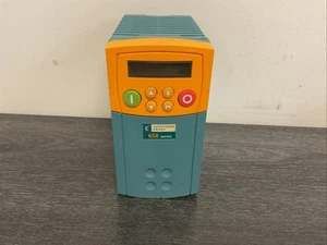 EUROTHERM 650/007/230/F/00/DISP/US/0/0 DRIVE {IN 220-240V 1PH} {OUT 220-240 3PH} - Picture 1 of 6