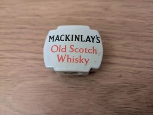 Vintage Mackinlay's Old Scotch Whisky Keramik Optik Abzeichen Etikett Ausgießer Topper - Bild 1 von 7