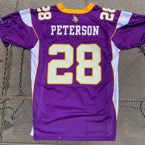 Minnesota Vikings Adrian Peterson NFL Football Jersey Size L Cover