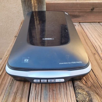 Epson V500 Perfection High Res Document Flatbed Scanner Unit Only, No Power Plug - Image 1 of 4