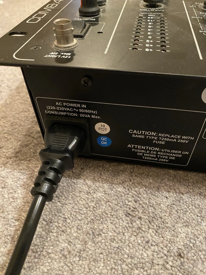 Citronic cdm8:4 USB 4-channel DJ mixer - Image 1 of 4