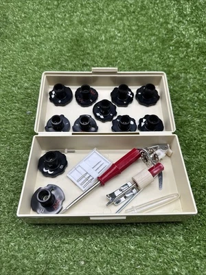 Zig Zag Sewing Machine Accessories Case Vintage Montgomery Ward.   21 - Image 1 of 3