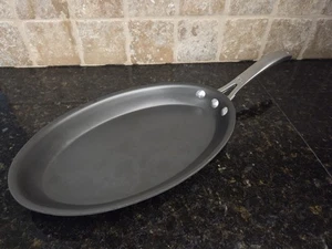 Calphalon 13 Inch Oval Fish Fajita Pan 8" X 13” 190 Rare To Find- EUC - Picture 1 of 11