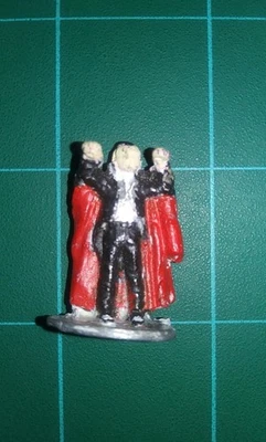 Miniatura metálica vintage AD&D 01-014 vampiro conde Drácula Ral Partha Personaliti Foto 1 de 2