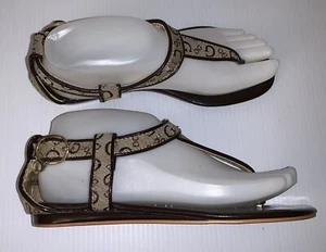 Sandali perizoma GUESS marrone chiaro firma G ~ taglia 5,5 - Foto 1 di 8