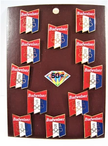 Pin Olímpico de Colección Bud Beer Patriótico EE. UU. 12 En Tarjeta Stock Antiguo - Imagen 1 de 2