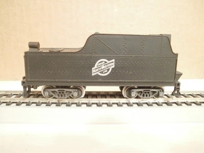 Rivarossi HO 8-Wheel Coal Tender CHICAGO NORTHWESTERN 0-6-0  4-6-2 Clean - Image 1 of 4