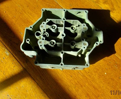 Carburador Buick Carter 1952 1953 WCFB 894s 996s carrocería principal Foto 1 de 4