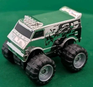 Micro Machines Chrome Skyhigh Van High Roller Monster Truck 2020 Hasbro - Picture 1 of 15