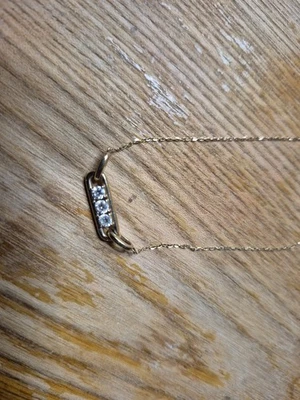 Diamond Three-Stone Necklace 1/3 ct tw Round-cut 10K Yellow Gold 18" - Image 1 of 4