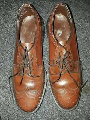   ZAPATOS DE CUERO SEARS USADOS DE COLECCIÓN... HECHOS EN EE. UU.... EE. UU. ...En muy buen estado Foto 1 de 4
