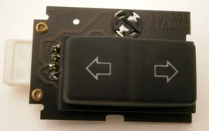 INTERRUPTOR BASCULANTE VENTANA TRASERA RANGE ROVER P38 ORIGINAL YUF101570 - Imagen 1 de 1