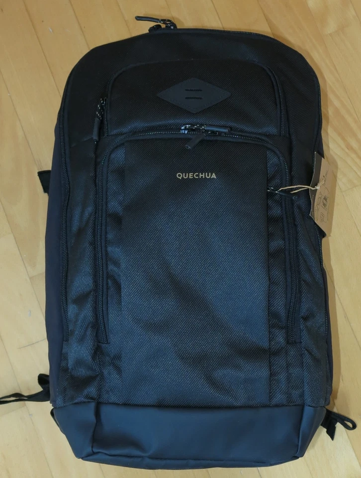 Decathlon Quechua Wanderrucksack / Hiking Backpack NH500 Escape 32 Liter Litres - Bild 1 von 3