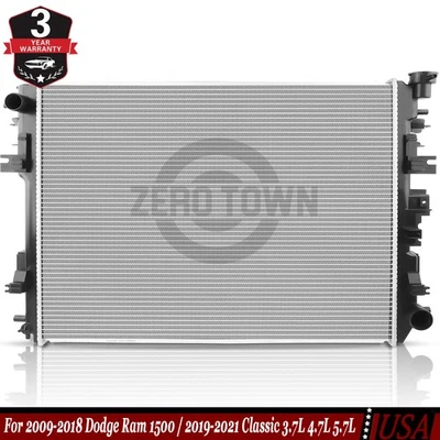 13129 Radiator for 2009-2018 Dodge Ram 1500 / 2019-2021 Classic 3.7L 4.7L 5.7L Foto 1 de 4