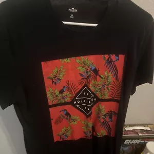 Men’s Hollister T-Shirt Black Size Medium Used Summer Beach Surf Birds Flowers - Picture 1 of 4