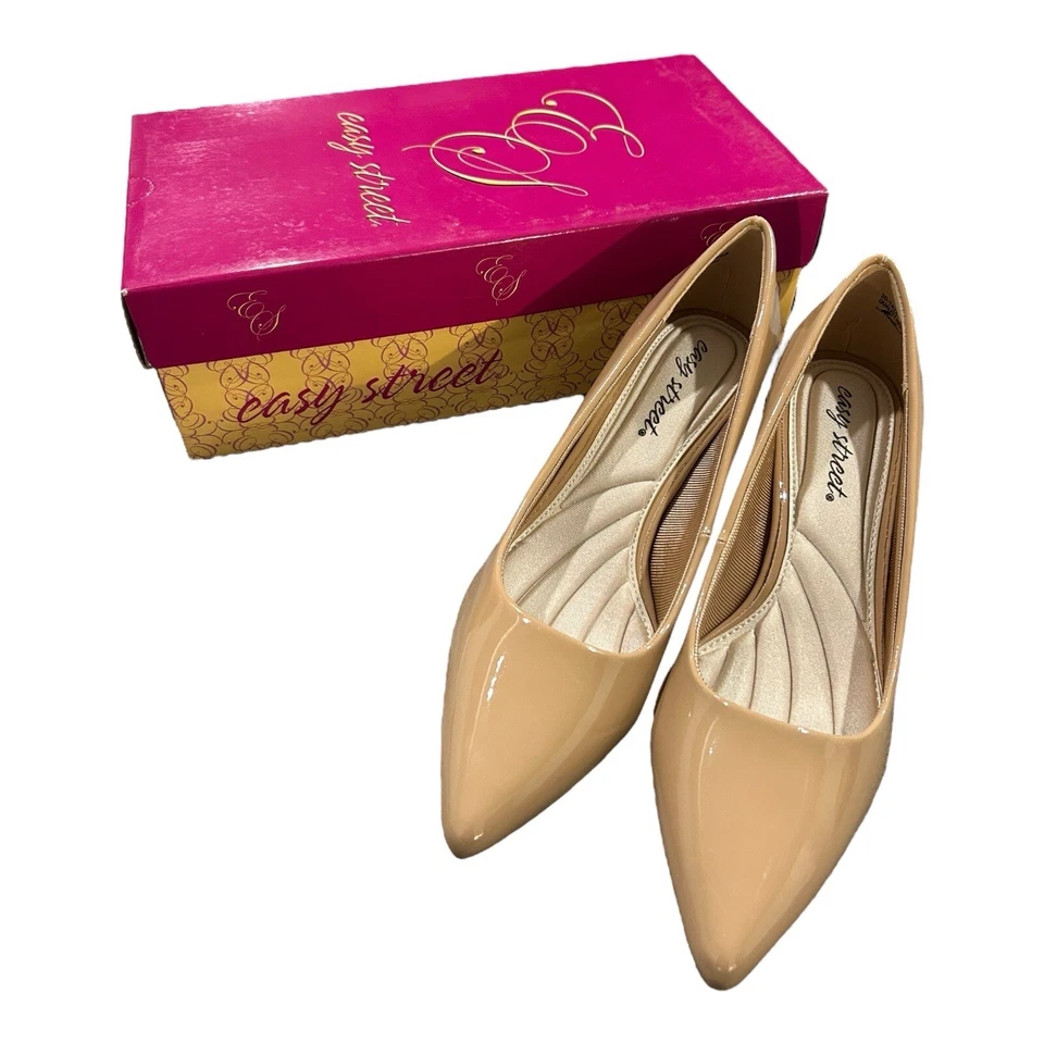 Easy Street Womens Pointe Pointed Toe Classic PUMPS Nude Patent Size 8.5 Bz3n