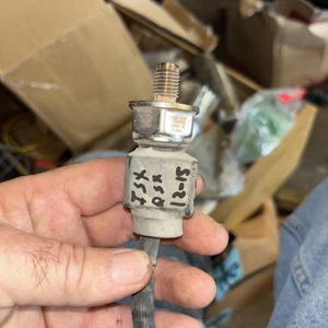 fuel rail pressure sensor Isx. Qsx X15 Cummins 2897581 - Picture 1 of 3
