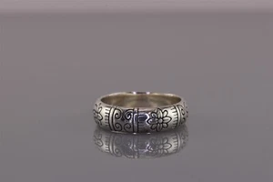 Anillo Brighton Plata de Ley Tallada Flor Pergamino Banda 925 Talla: 8 - Imagen 1 de 8