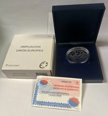 2004 Spain Madrid 10 Euro Silver Proof Coin With Box & COA - Image 1 of 4