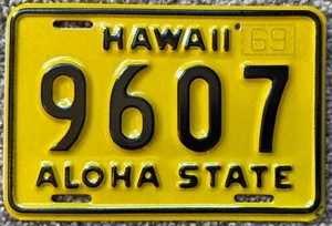 1969 Yellow Hawaii Aloha State Authentic Motorcycle License Plate Mint #9607 - Picture 1 of 1