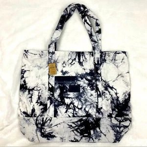 NWT PINK Tie-Dye Tote Bag - Picture 1 of 15